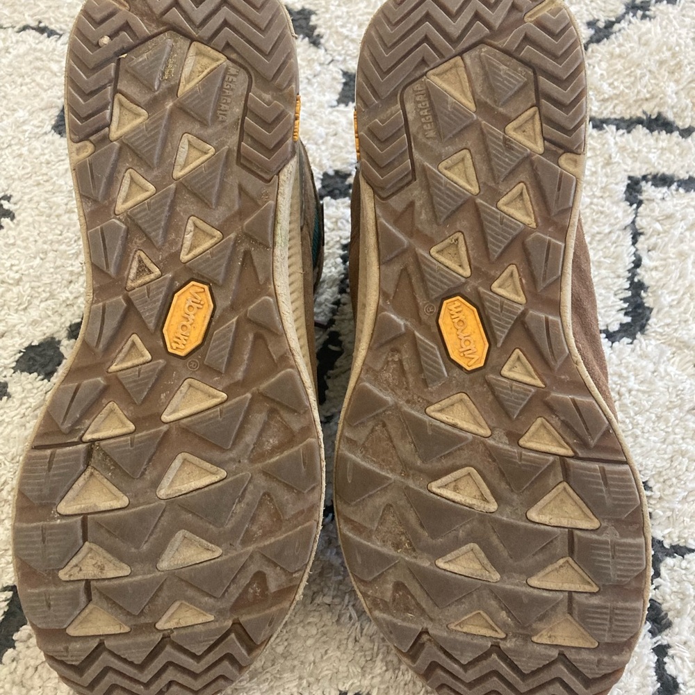 SOLD Merrell Ontario 85 Waterproof Boots - Picture 4 of 6